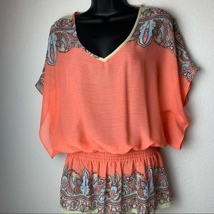 💥3 FOR $12 V-neck dolman sleeve coral top size S